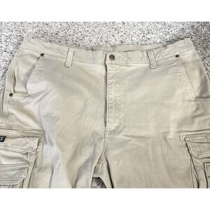 Key canvas cargo shorts mens size 40 beige midrise